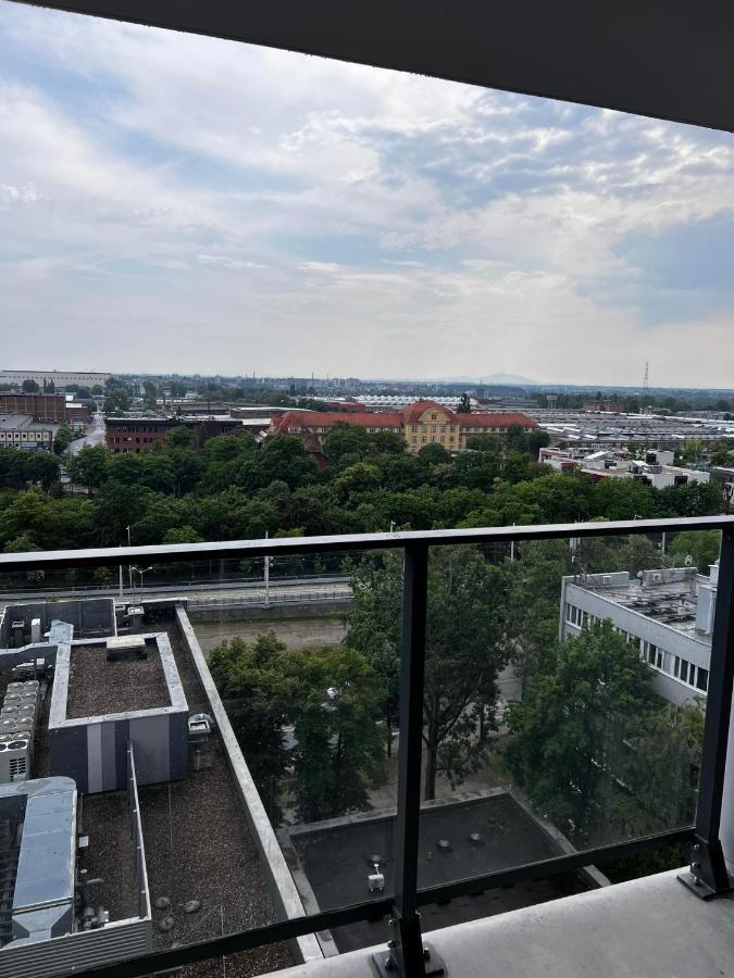 Property Apart - Legnicka Business Center Wrocław Exteriör bild