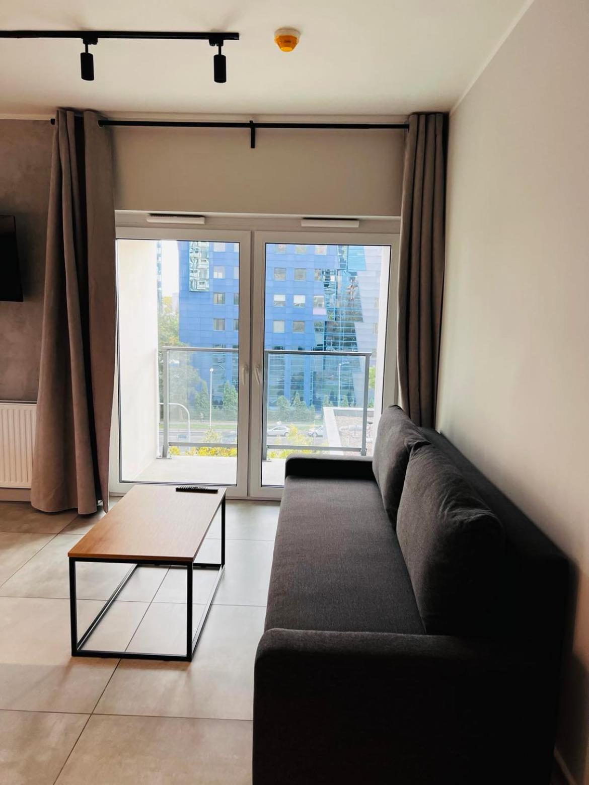 Property Apart - Legnicka Business Center Wrocław Exteriör bild